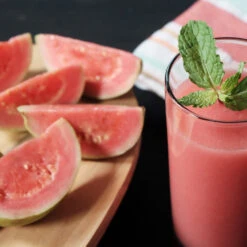 Tropical Pink Guava Tree -Flowering Trees Sales Pink Guava 3